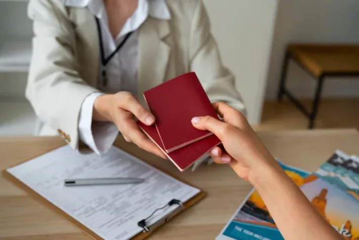 perbandingan jasa imigrasi