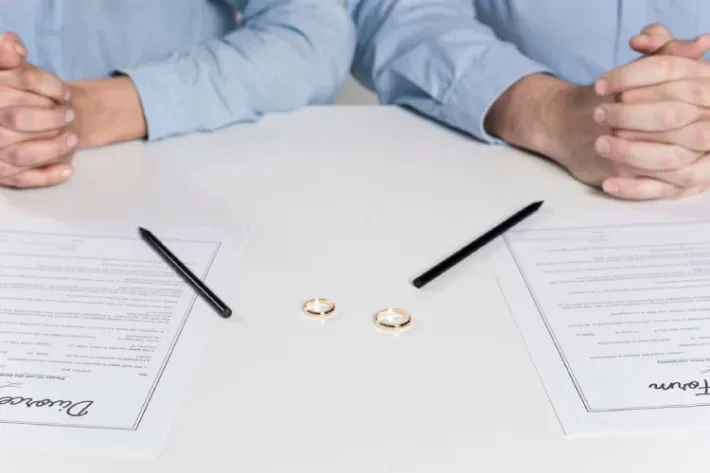 Nikah Siri vs Nikah Resmi: Risiko Hukum dan Cara Legalitasnya di Tahun 2026